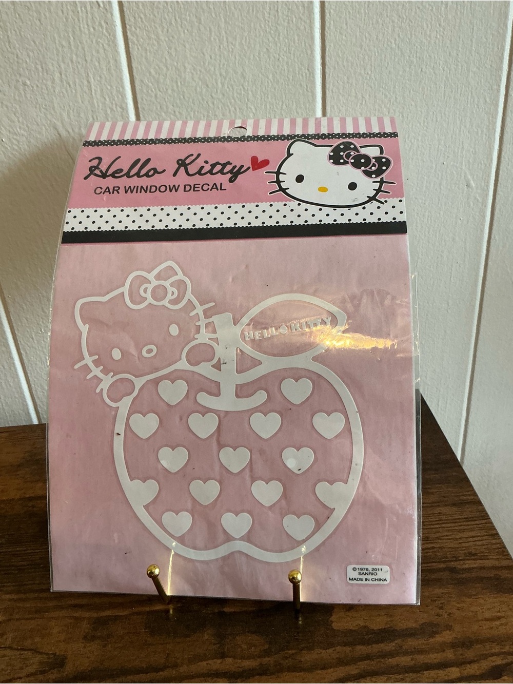 Hello Kitty Car Window Decal Sticker 2011 Sanrio Vintage Apple Heart Pattern